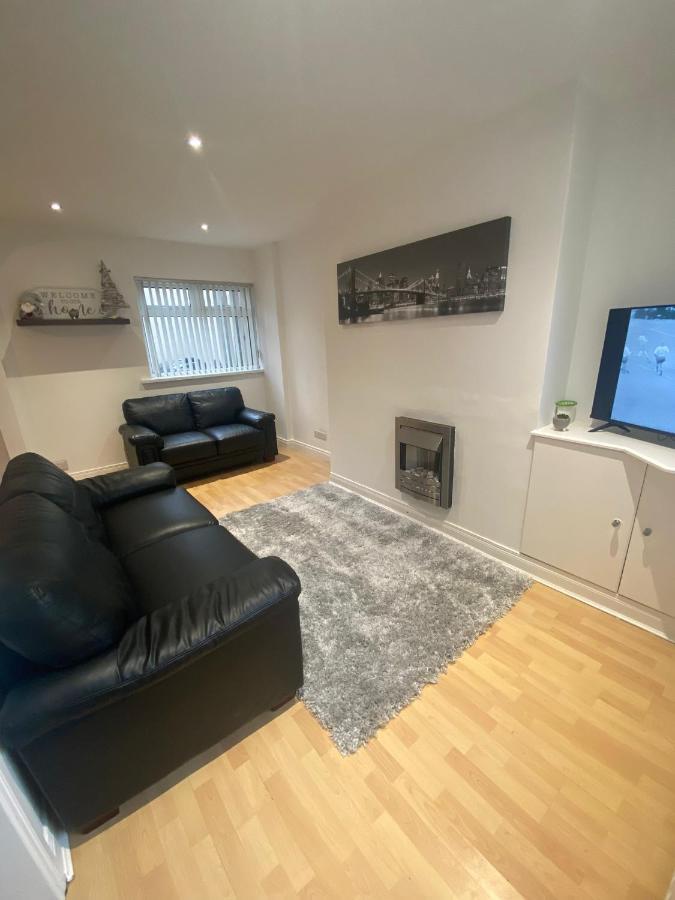 Modern Two Bed House Close To City Centre Belfast Exteriör bild